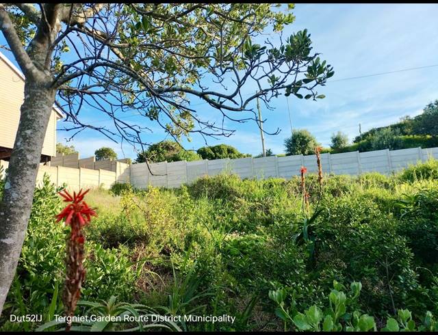 708M² VACANT LAND FOR SALE IN TERGNIET